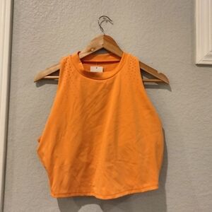 NWT all in motion crop tank top